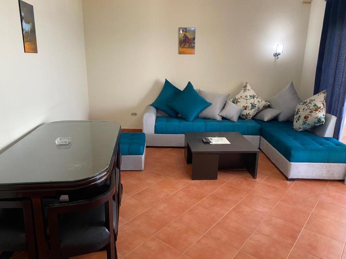 Porto Sokhna Pyramids Apartments With Sea View Families Only Ain Sukhna Bagian luar foto